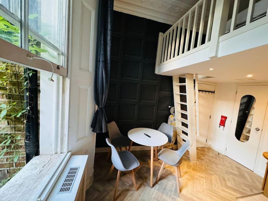 Trio'S Haven In Portebello Road Londres Exterior foto